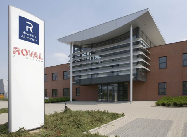 Roval Aluminium: Total supplier of aluminium building products