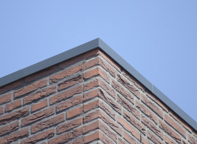 Roof edges