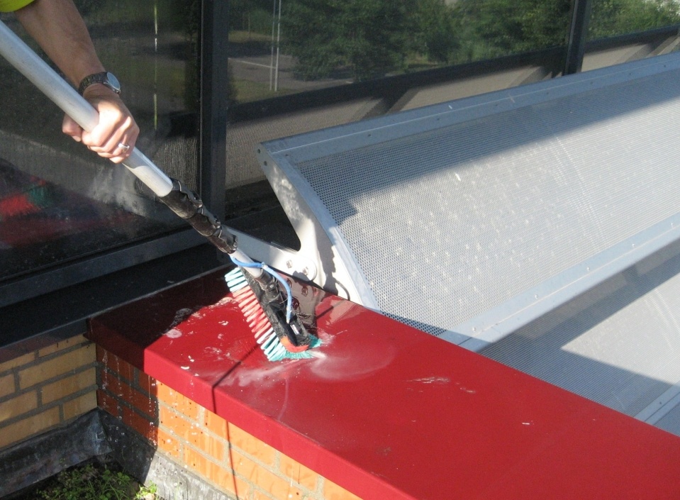 Cleaning & Maintenance